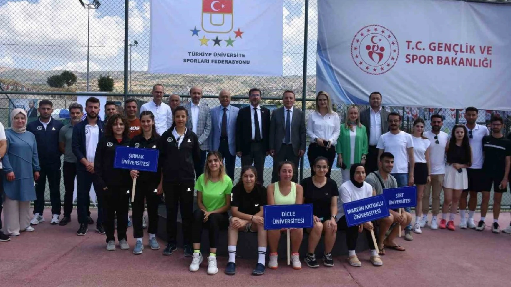 Şırnak'ta üniversiteler arası Tenis Bölge Şampiyonası başladı