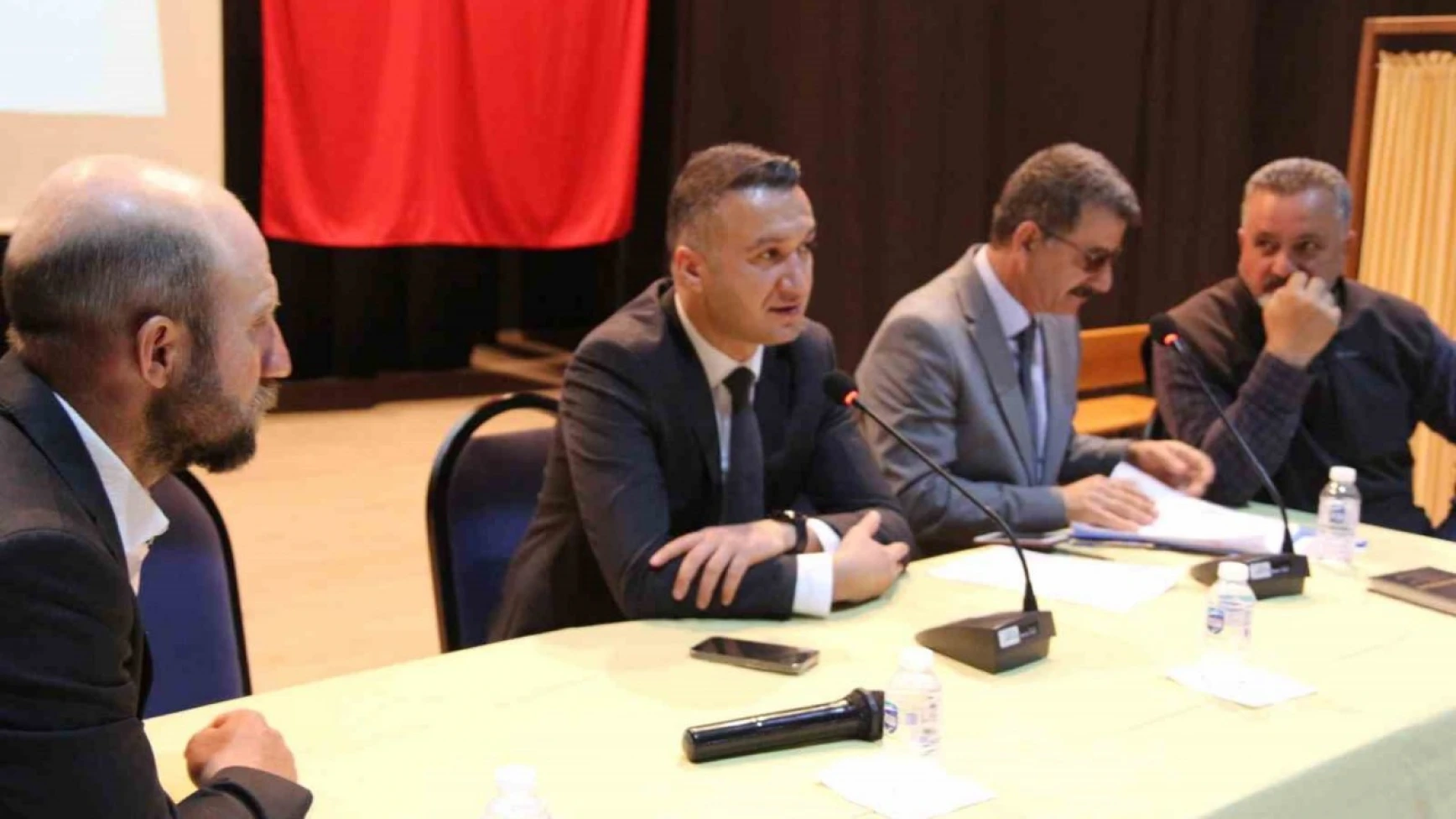 Varto'da Köylere Hizmet Götürme Birliği Toplantısı yapıldı