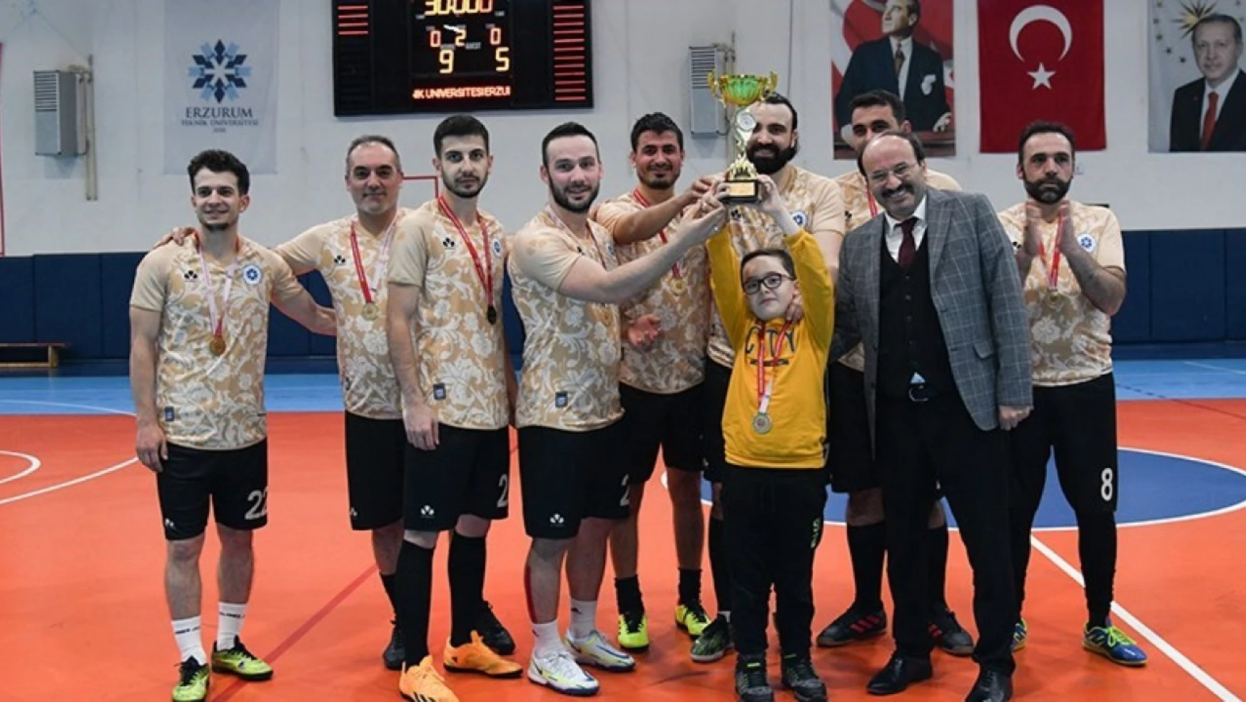 100. Yıl Futsal Turnuvası'nın galibi belli oldu