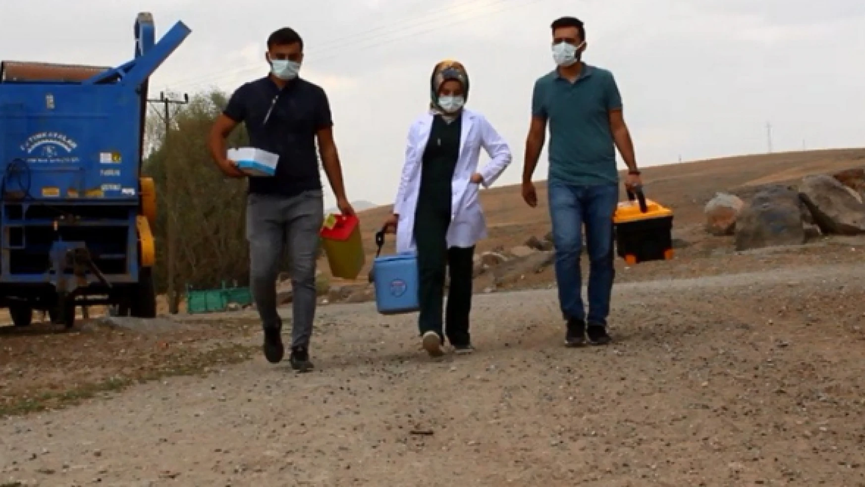 Van'da Kürtçe anonsla aşı çağrısı