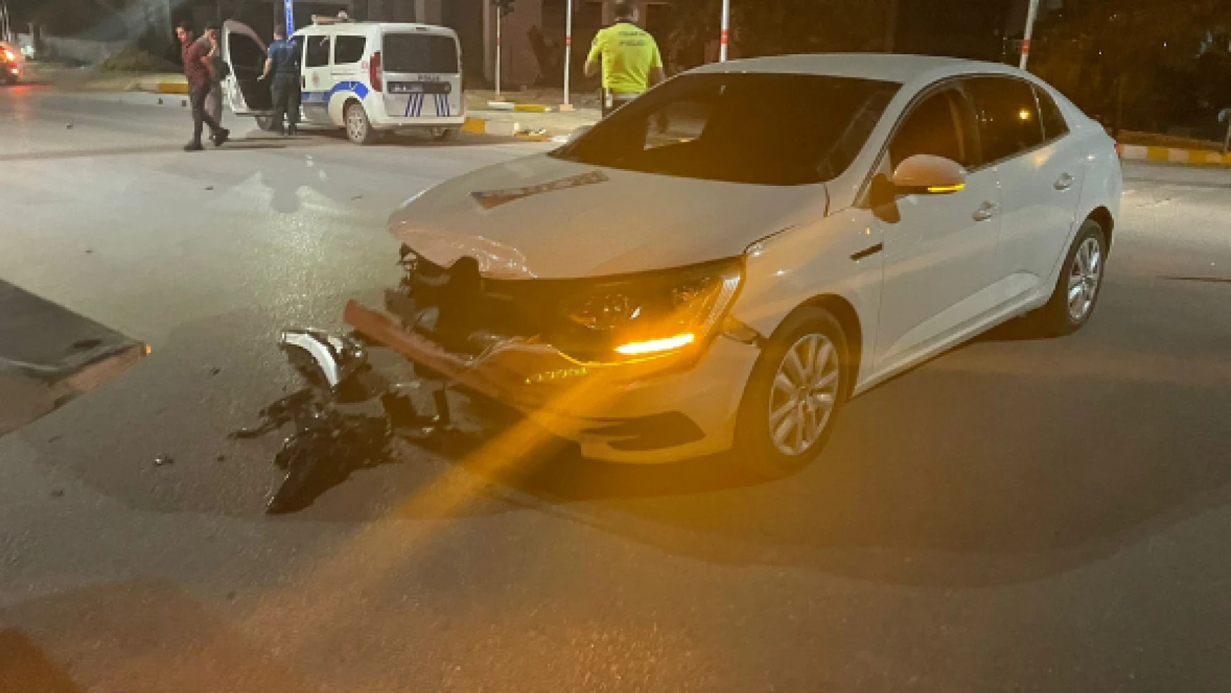 Elazığ'da iki araç çarpıştı: 2 yaralı