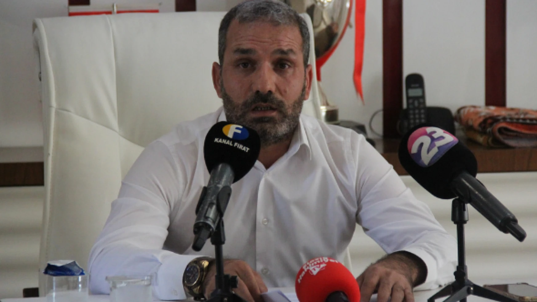 Elazığspor Başkanı Çayır: &quotGerekirse tüm borcu üstüme alır, kafama sıkarım"