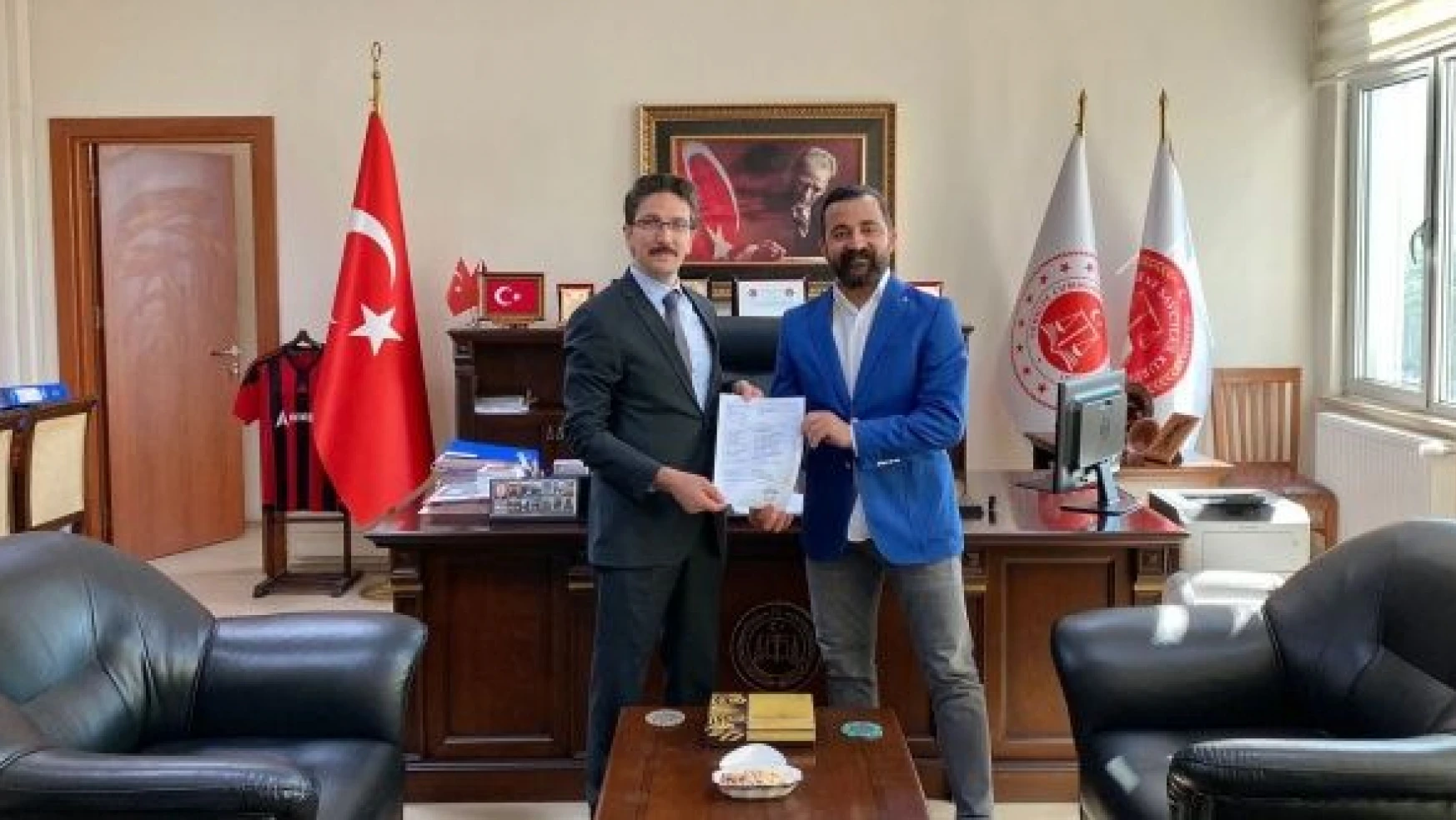 Erzincan Baro Başkanı Aktürk mazbatasını aldı