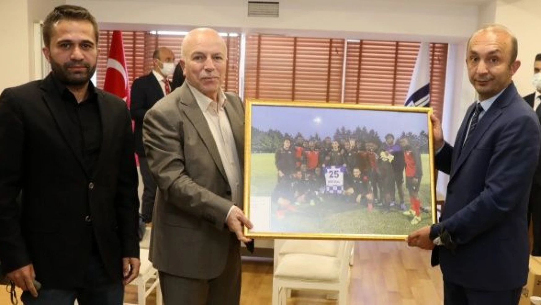 Erzurumspor Futbol Akademisinden altyapı atağı