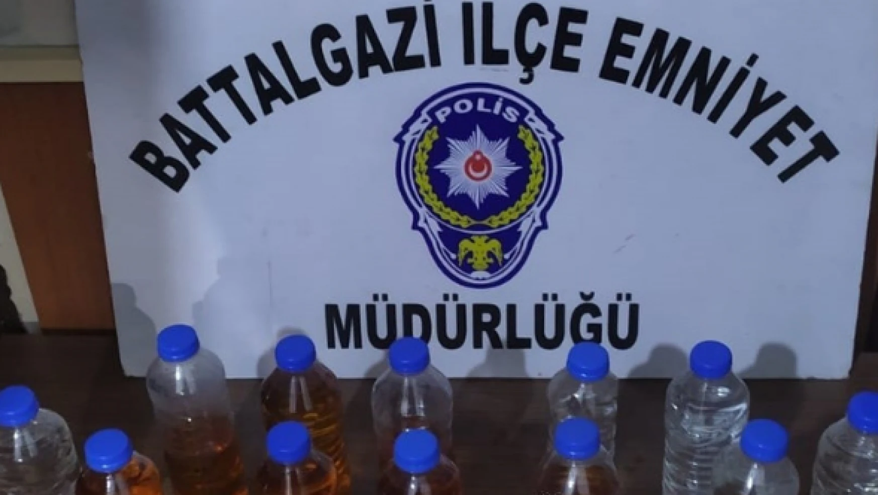 Malatya'da 2 şahıstan 10 litre alkol ele geçirildi