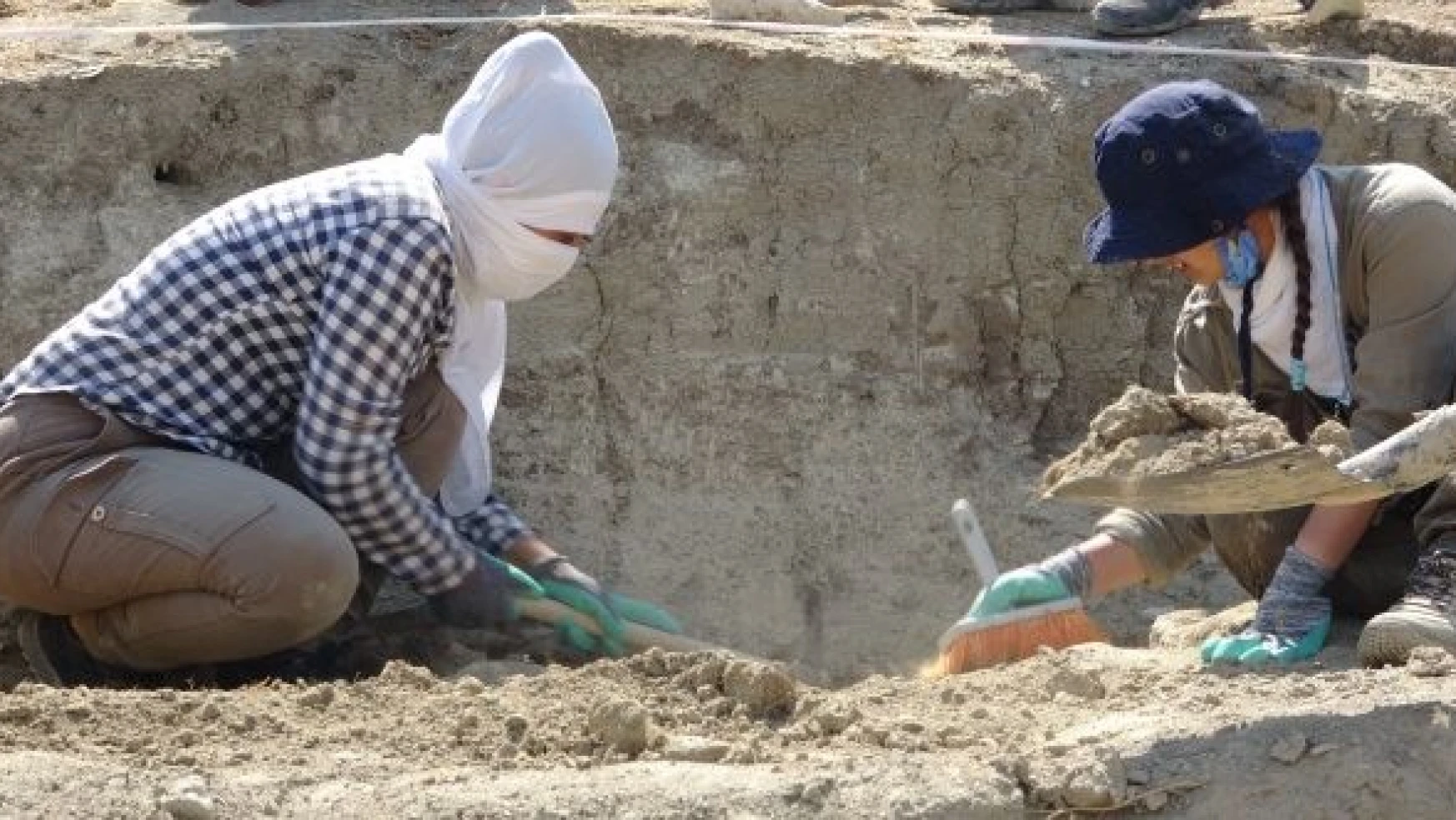 Urartu Medeniyeti'ne ait surlar yeniden inşa ediliyor