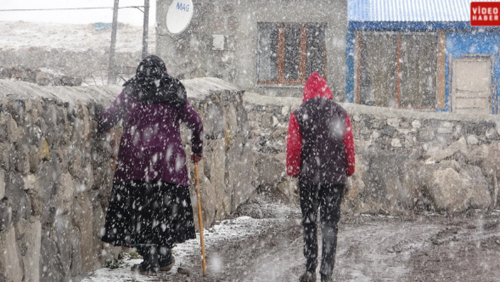 Ardahan'da kış etkisini artırıyor