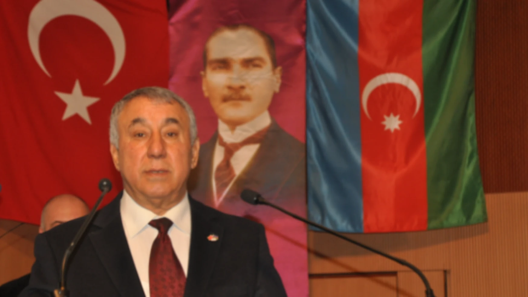 'Ermenilerin hala Türk topraklarında gözü var'