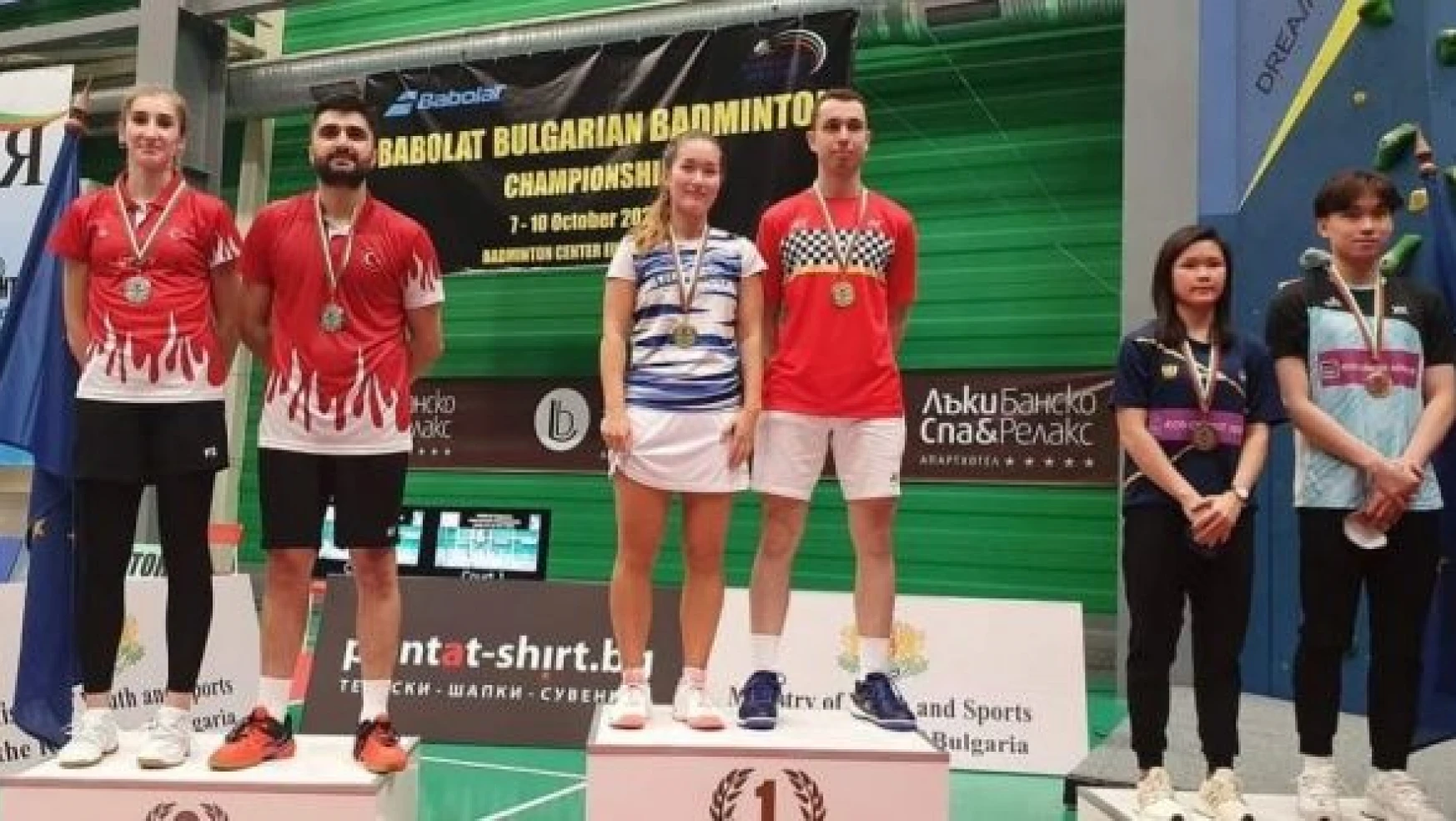 Sporcular Badminton Milli takımının gururu oldu