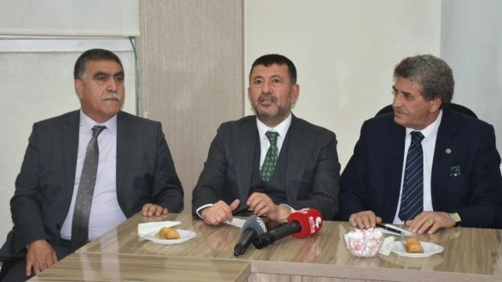 CHP Genel Başkan Yardımcısı Ağbaba: &quotUmudunuzu kaybetmeyin, Türkiye'nin aydınlık günleri yakın"