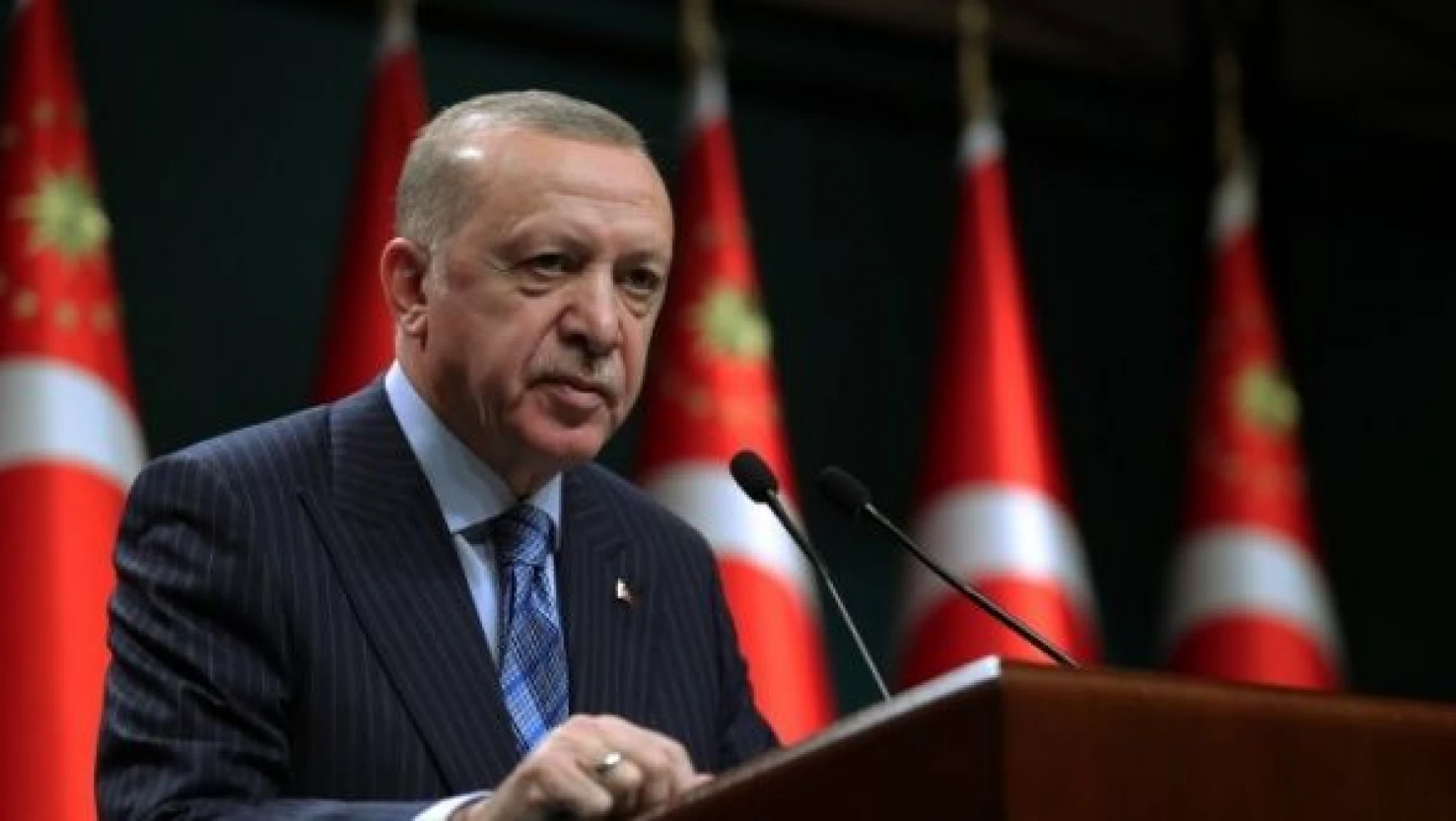 Cumhurbaşkanı Erdoğan:" Öğretmenlere ilave haklar sağlanacak"