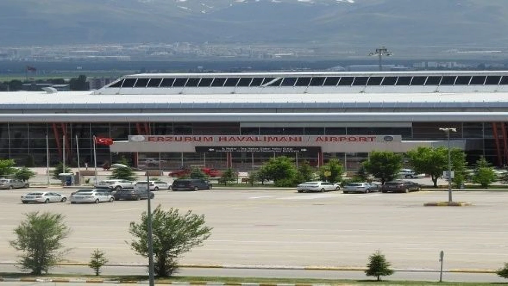 Erzurum Havalimanında sefer sayısı arttı