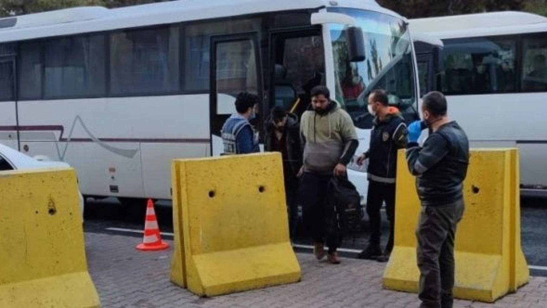 Malatya polisi düzensiz göçmenlere geçit vermedi