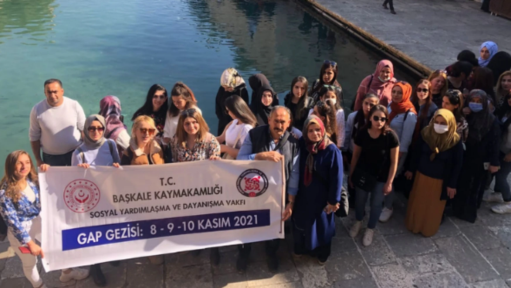 Vanlı kadınlar Güneydoğu Anadolu Bölgesi'ni gezdi