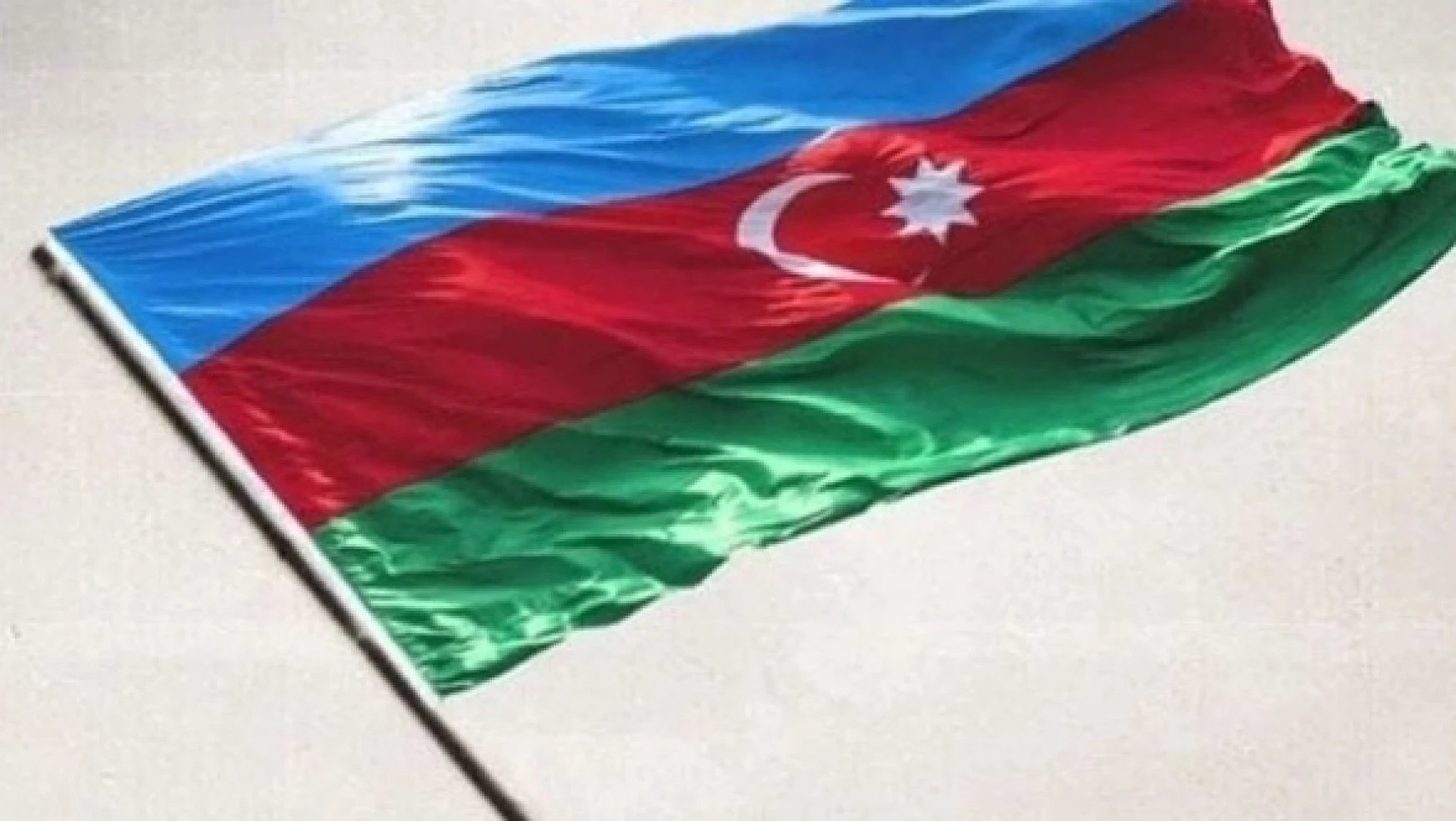 Azerbaycan'da düşen helikopterin kara kutusu bulundu