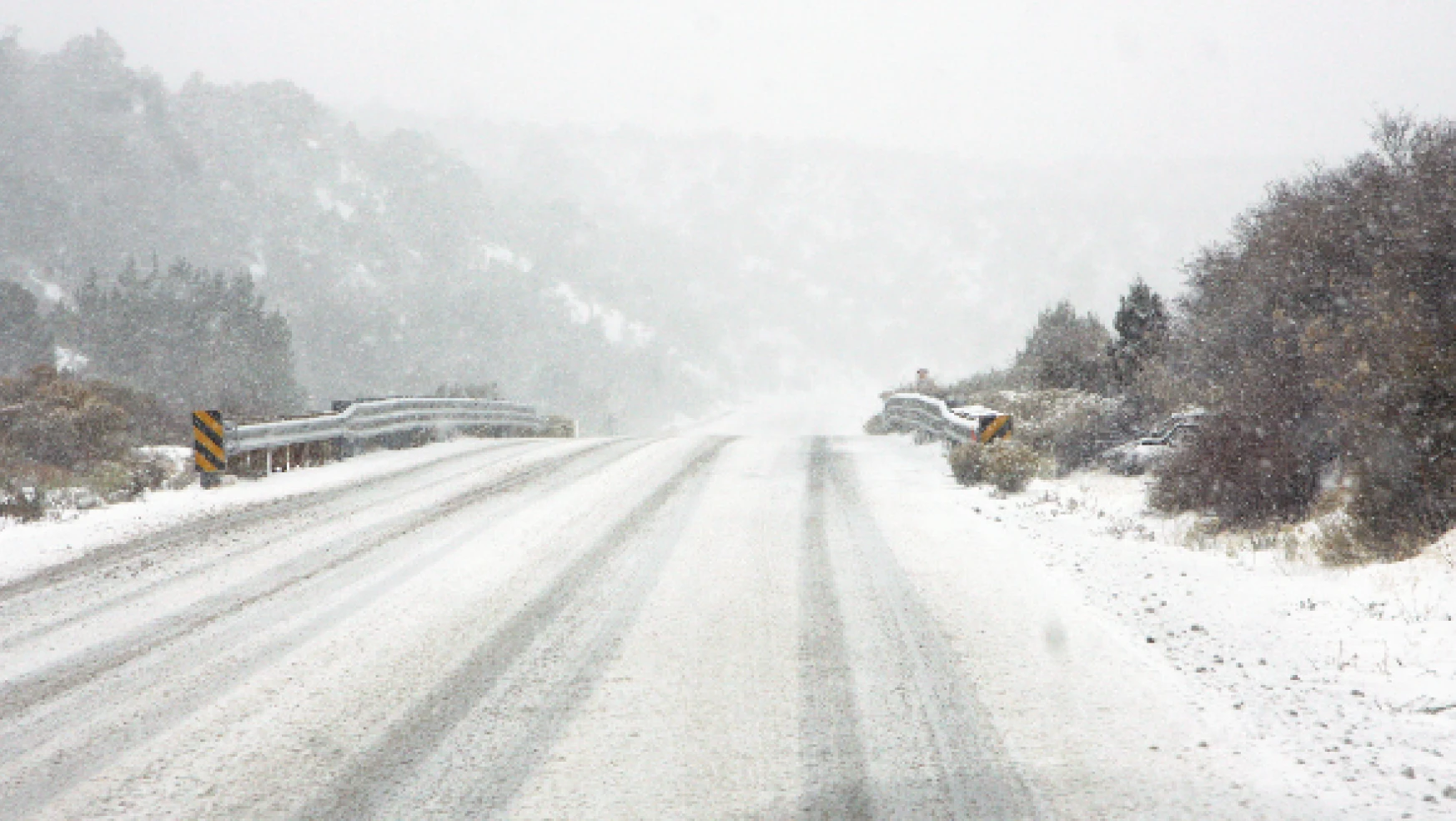Kars'ta 10 köy yolu ulaşıma açıldı