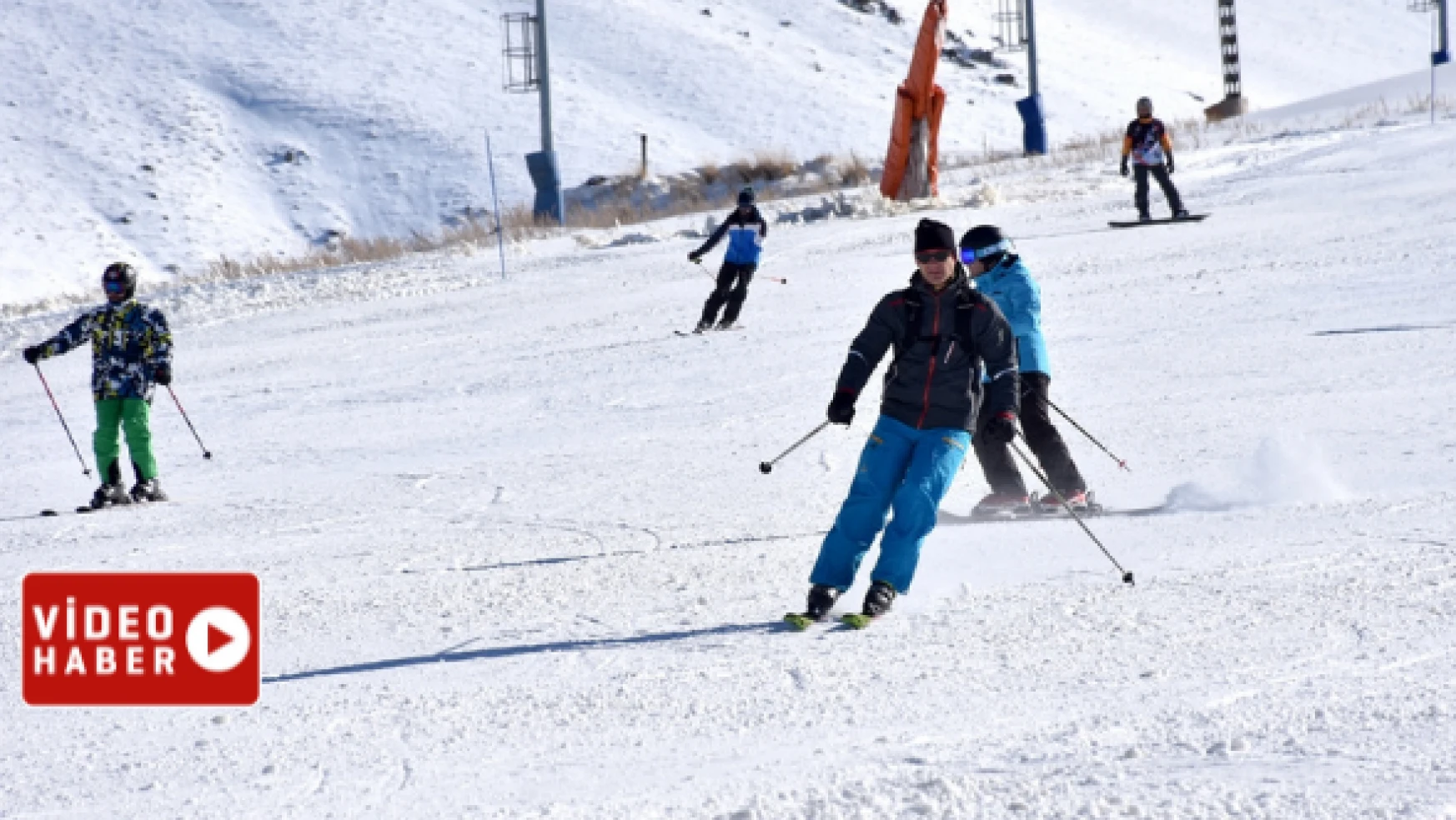 Palandöken'de kayak keyfi başladı