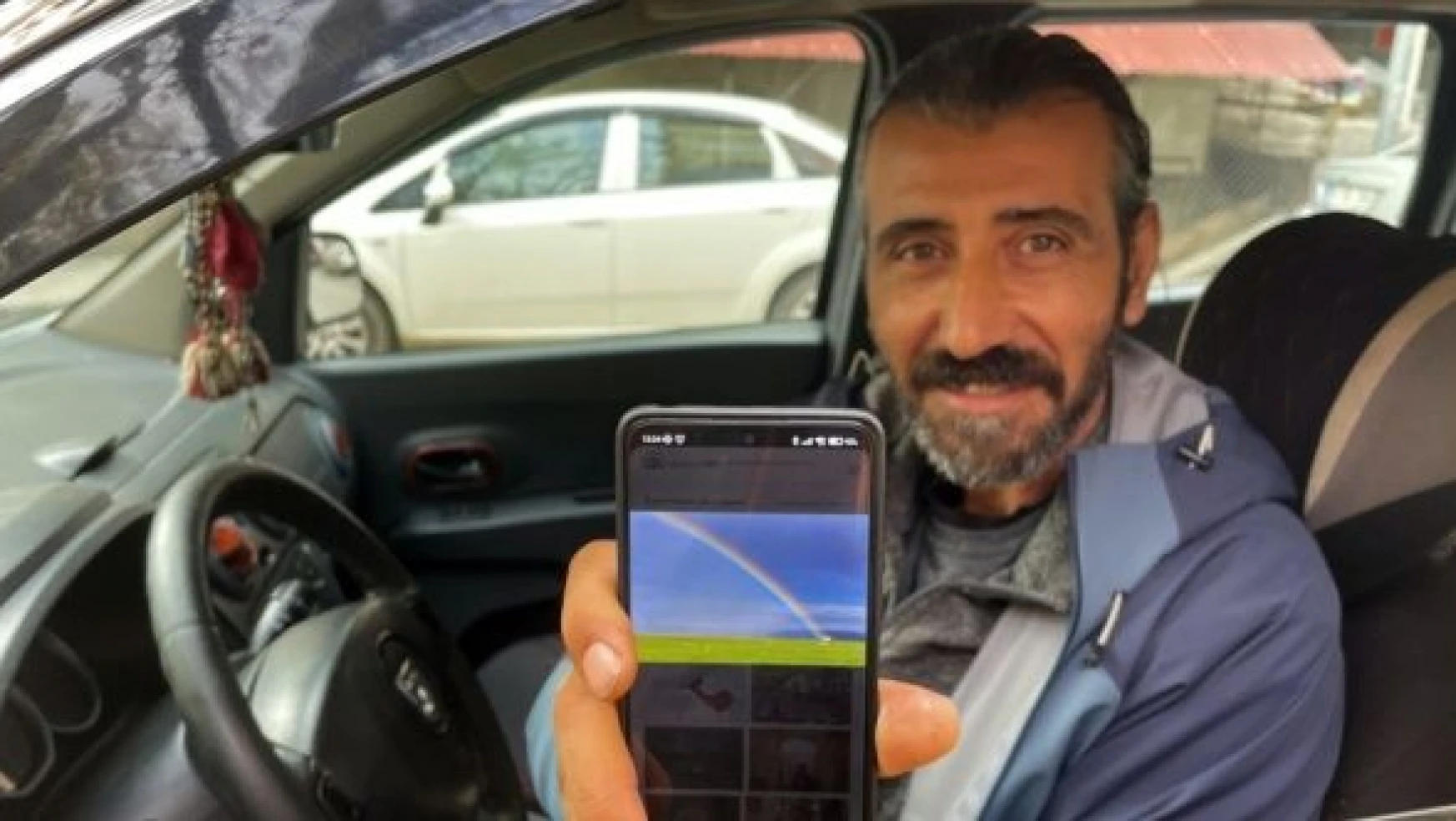 Tunceli'de taksiciler  yılın fotoğraflarını oyladı