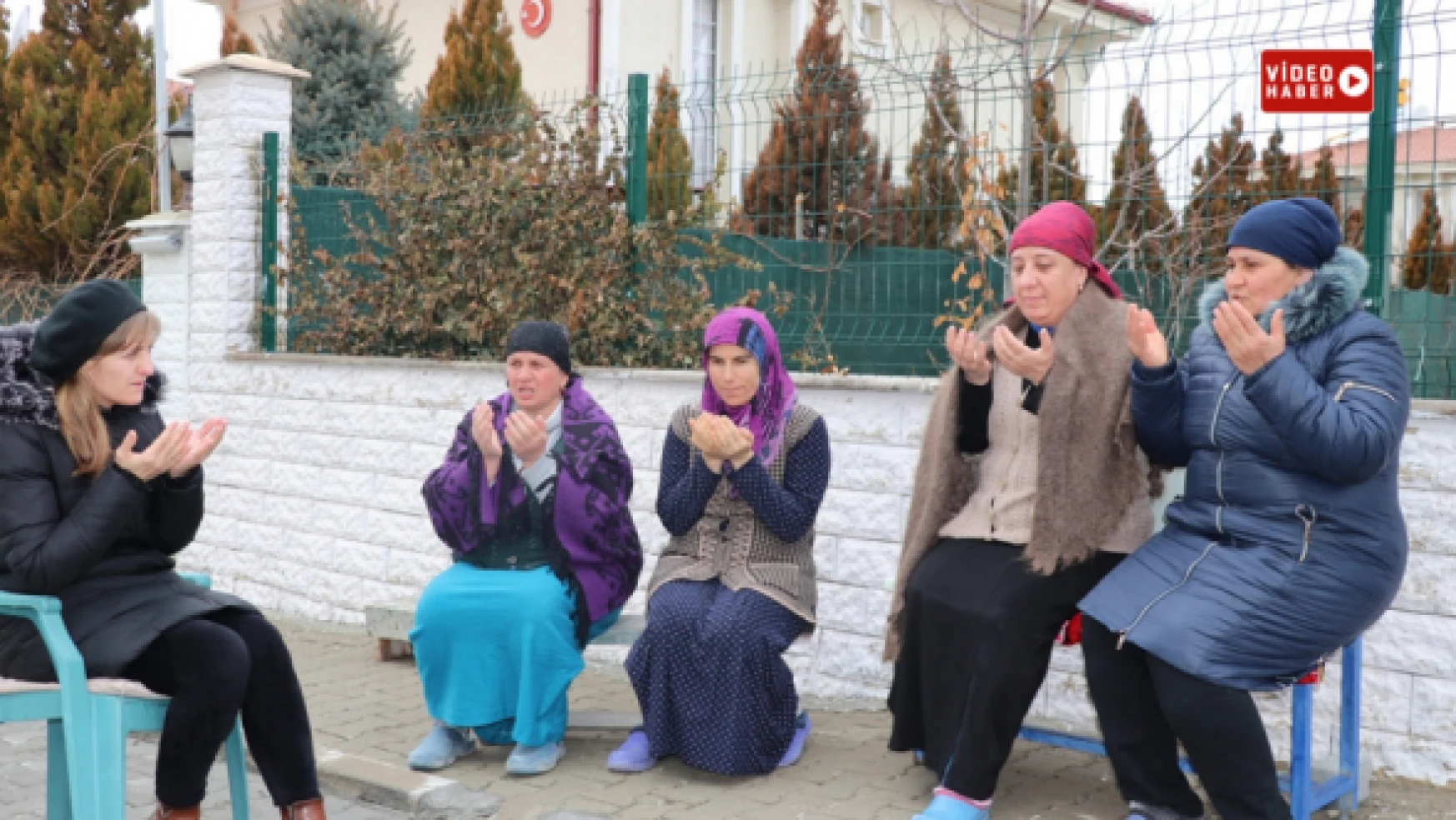 Ahıska Türkü aileler, Ukrayna'daki yakınlarının da tahliye edilmesini istiyor