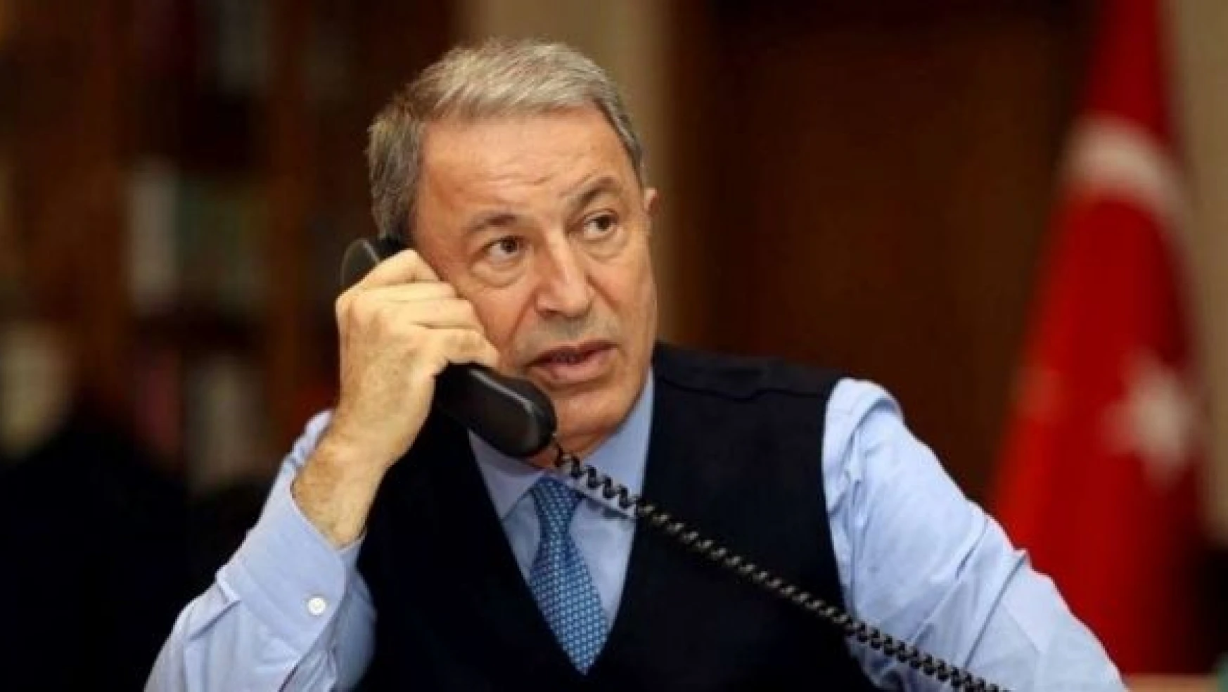Bakan Akar, Ukrayna Savunma Bakanı ile telefonda görüştü