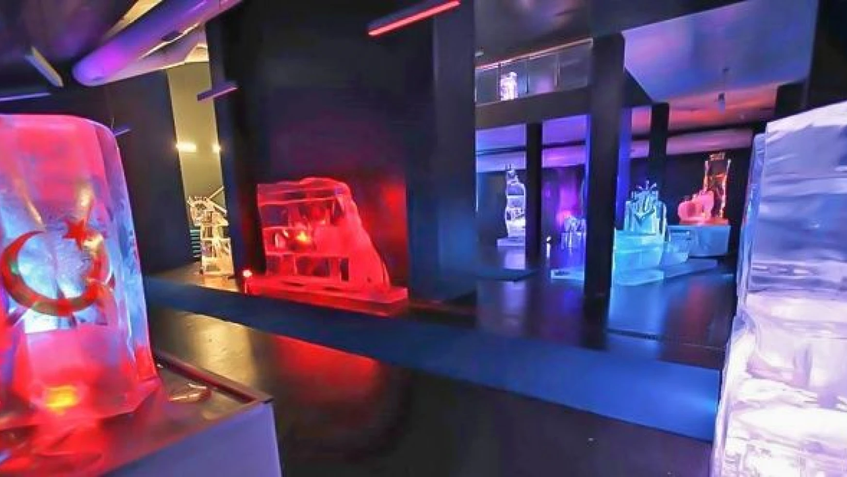 Erzurum'daki buz müzesinde ikinci sergi açıldı