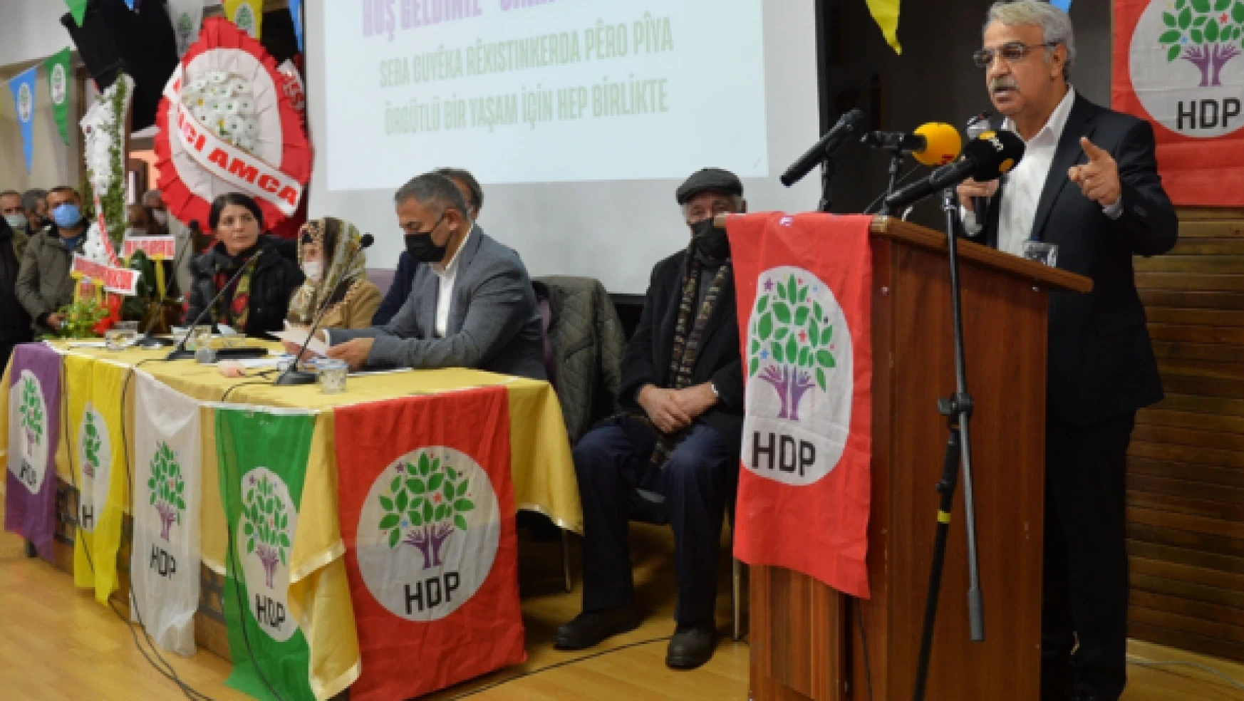 HDP Eş Genel Başkanı Mithat Sancar, &quotDemokrasi İttifakı'na ihtiyacımız var "