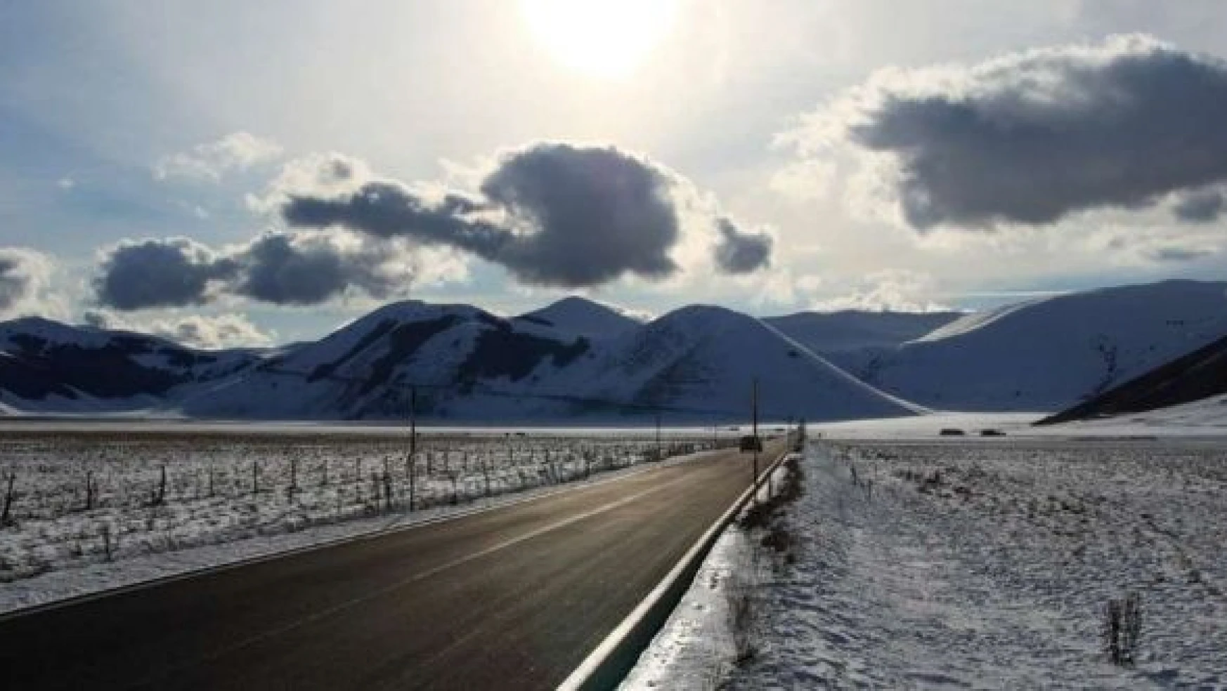 Ardahan-Şavşat kara yolu ulaşıma açıldı
