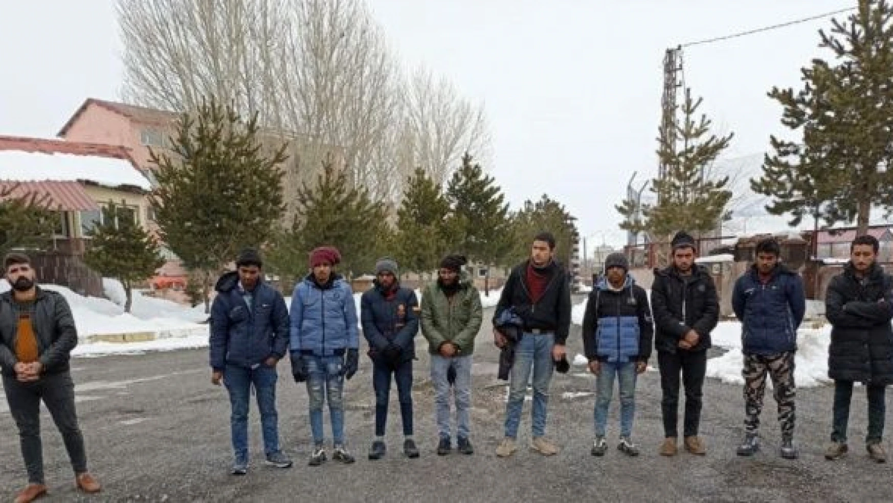 Bitlis'te bin 192 düzensiz göçmen yakalandı!