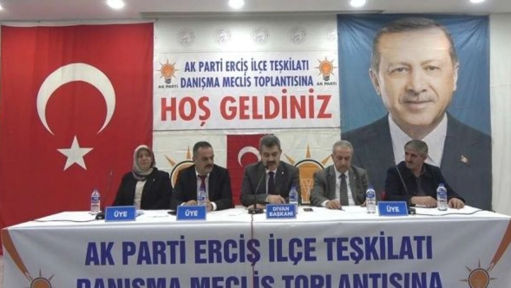 Erciş'te AK Parti'nin Danışma Meclis Toplantısı yapıldı