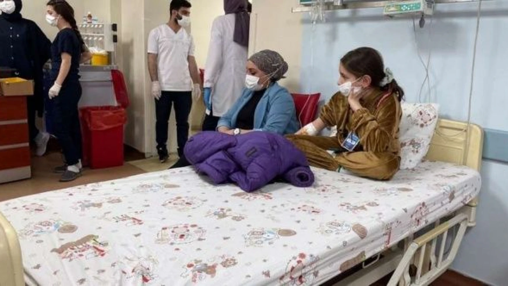 Erzurum'da 54 kişi hastanelik oldu!