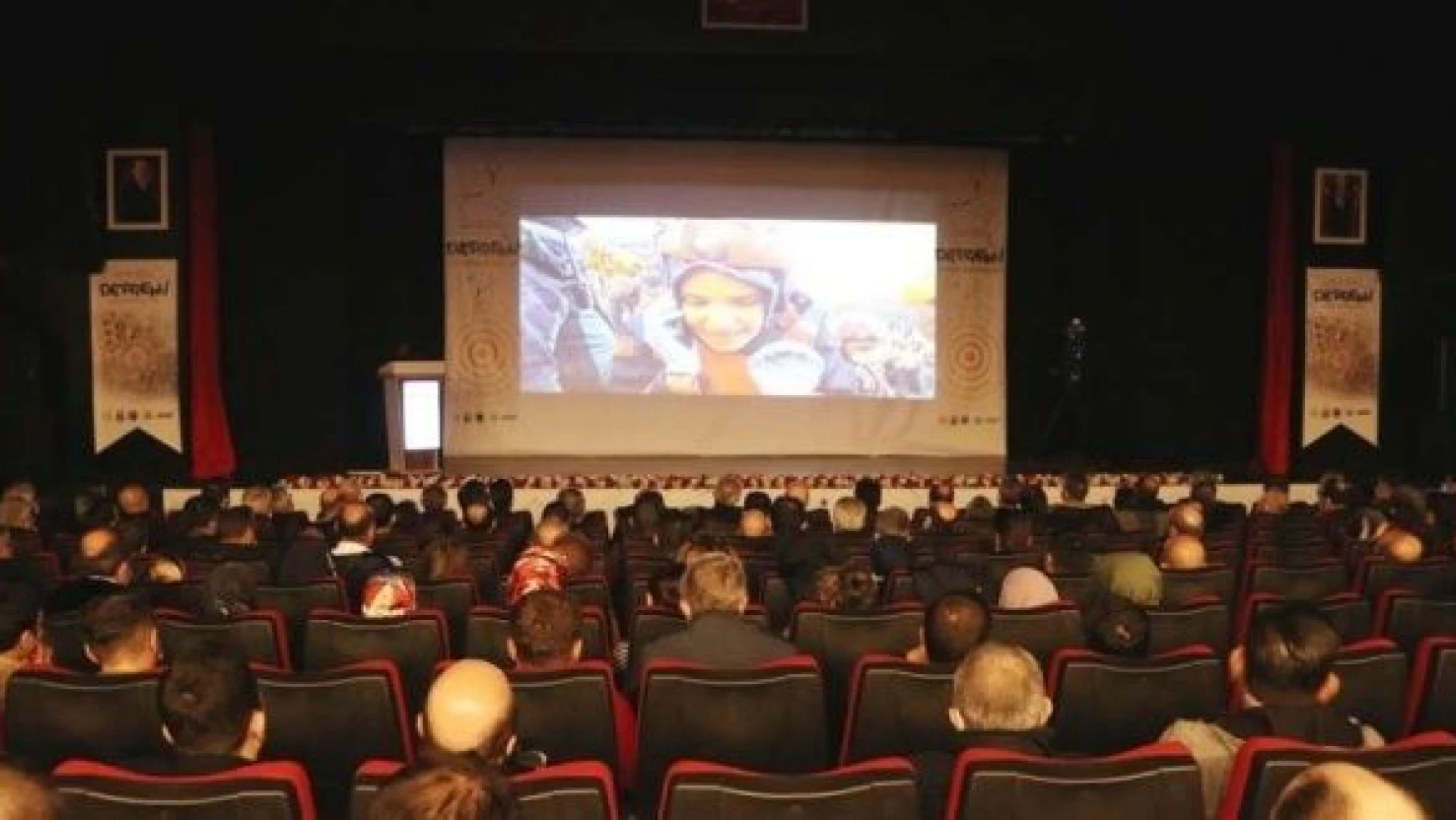 Erzurum'da 'Depremi Unutmayalım' semineri gerçekleştirildi