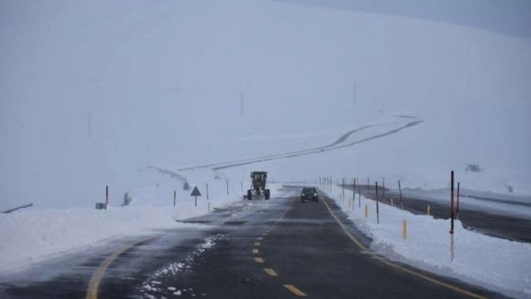 Kars-Iğdır kara yolu  ulaşıma açıldı