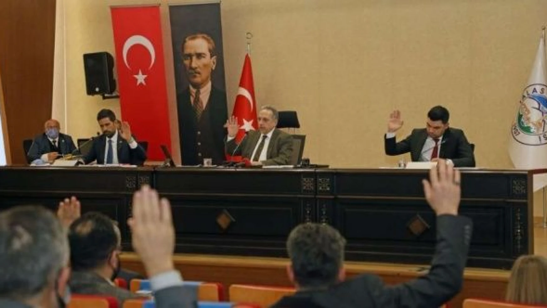 Türkiye'de ilk: bir ilçe Meclis kararıyla Ukrayna'ya yardım edecek