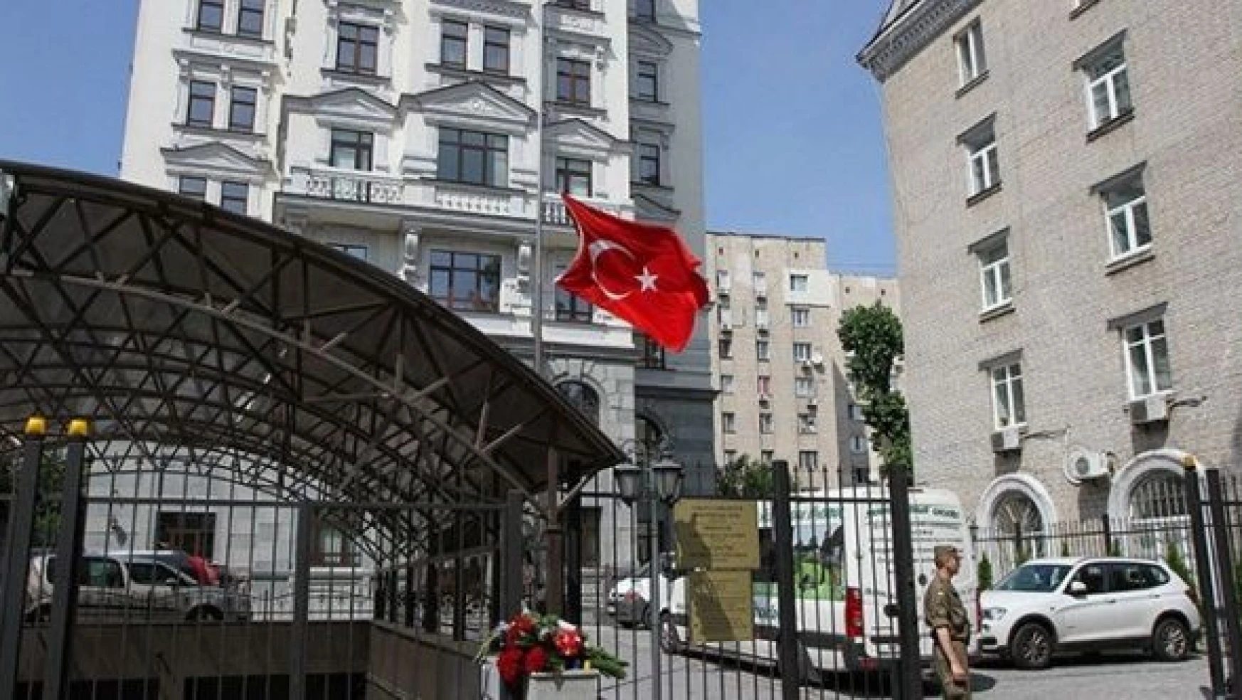 Ukrayna'daki Türk Büyükelçiliği taşınıyor