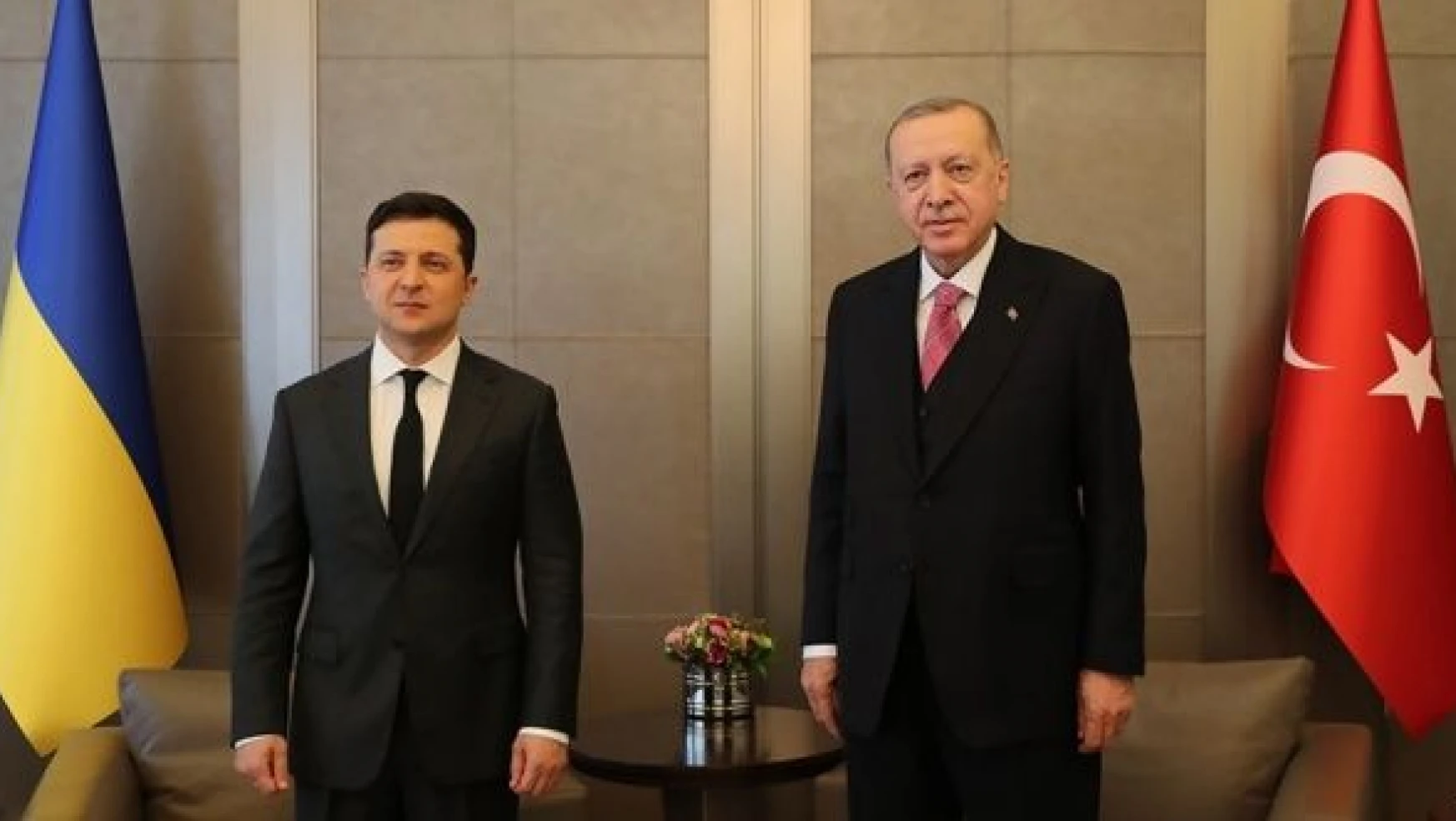 Cumhurbaşkanı Erdoğan, Ukrayna Devlet Başkanı Zelenski'yle telefonda görüştü