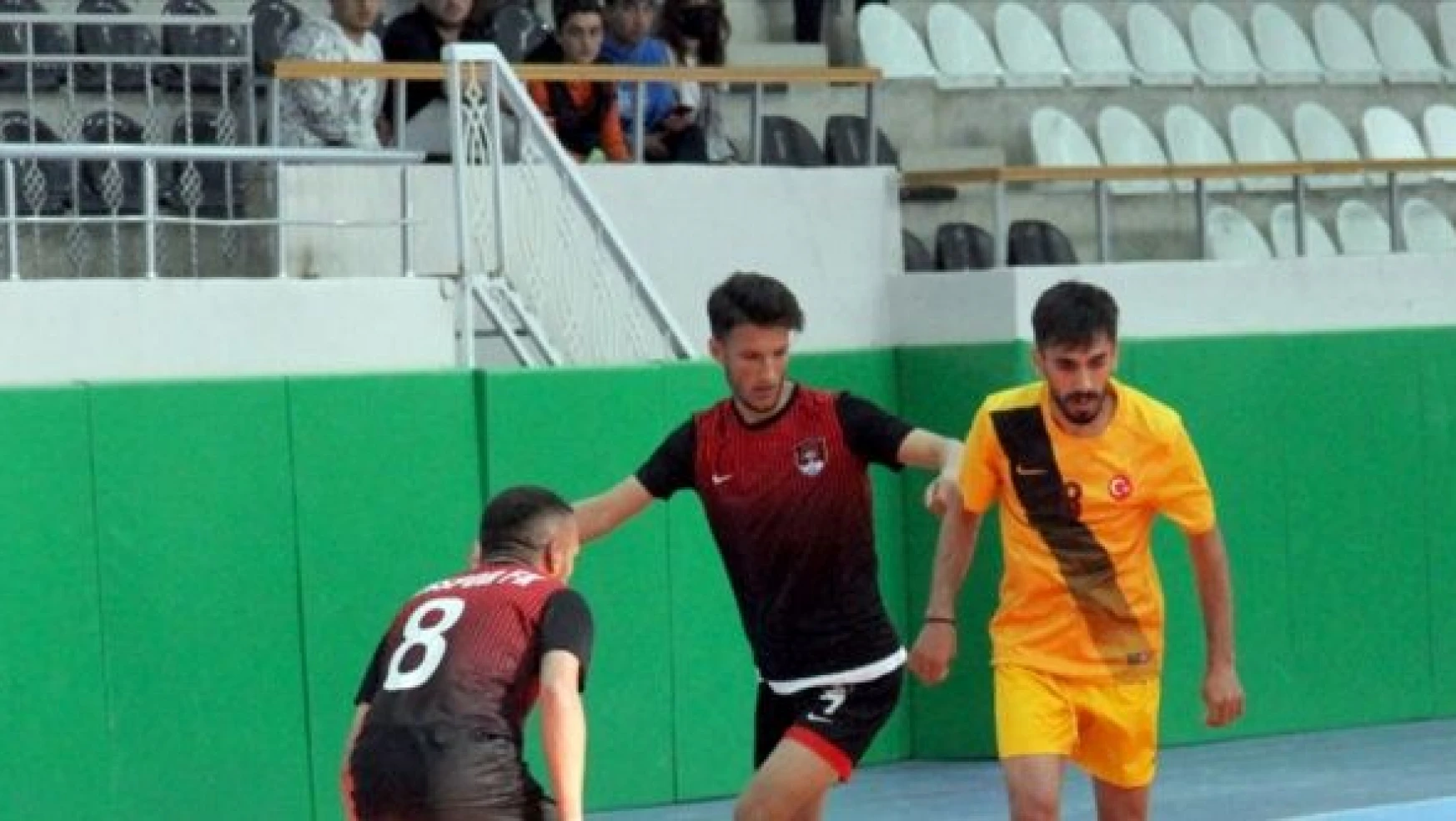 Futsal ligi ön eleme turu Malatya'da başladı