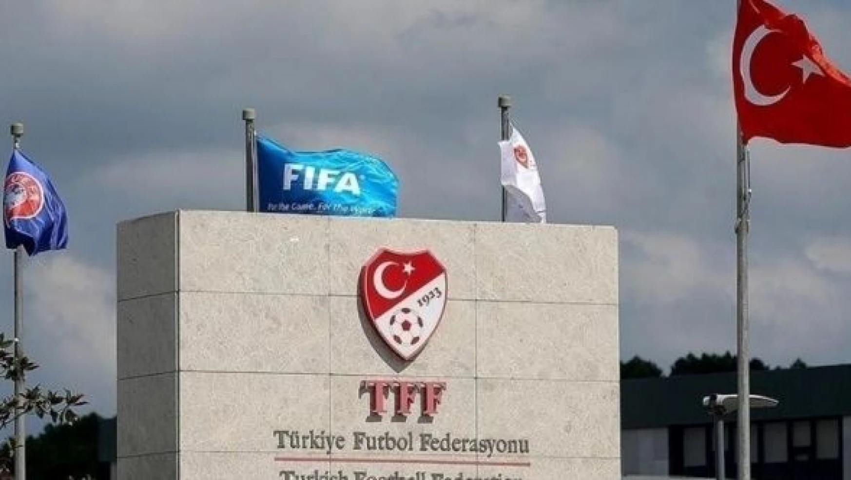 TFF duyurdu: MHK Başkanı Ferhat Gündoğdu istifa etti!