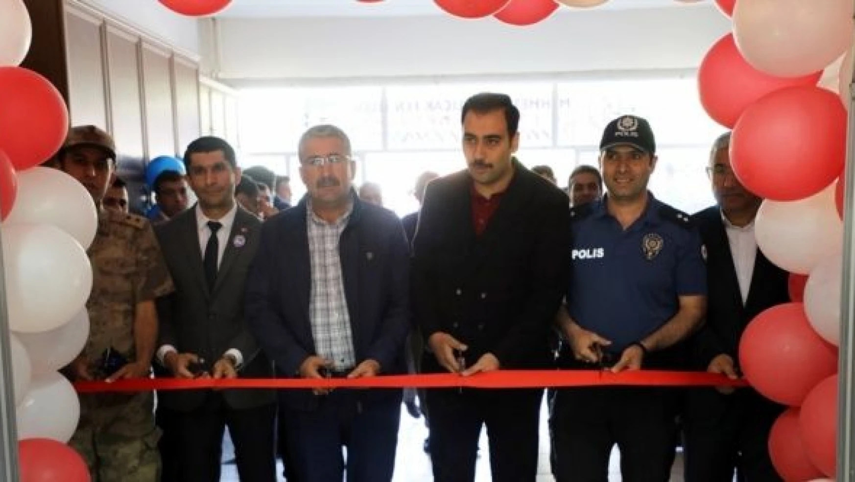 Darende Mehmet Emin Ilıcak Fen Lisesi'nde bilim fuarı açıldı