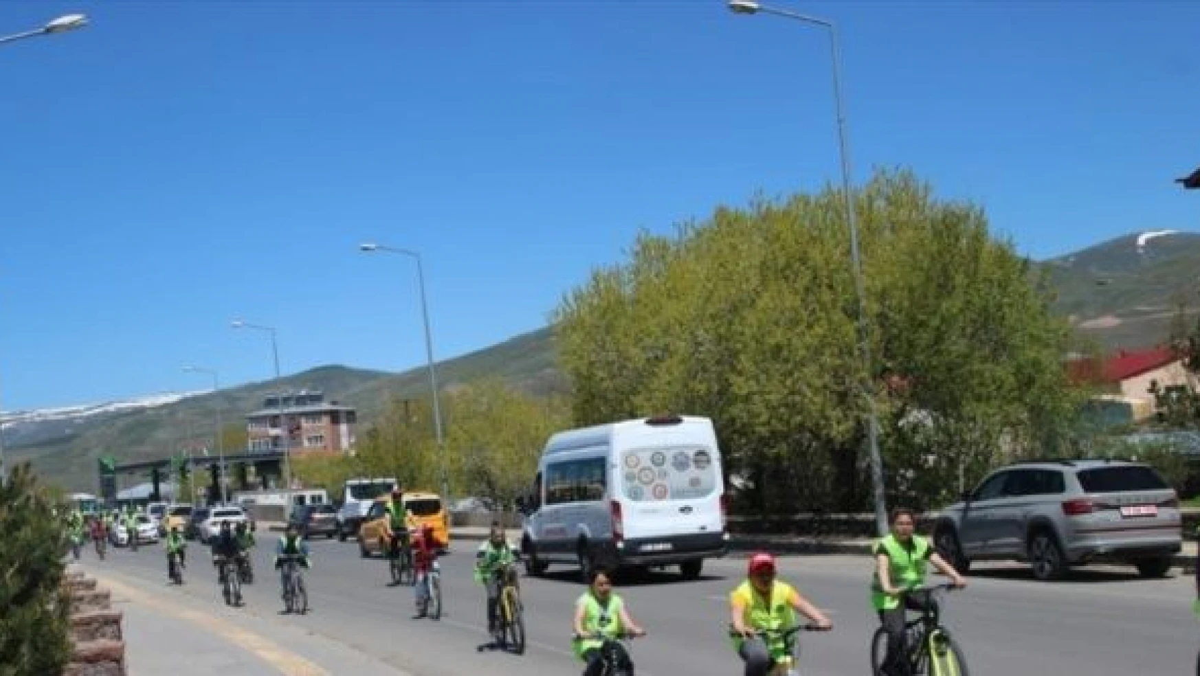 4 ilde ཆ'uncu Yeşilay Bisiklet Turu' yapıldı