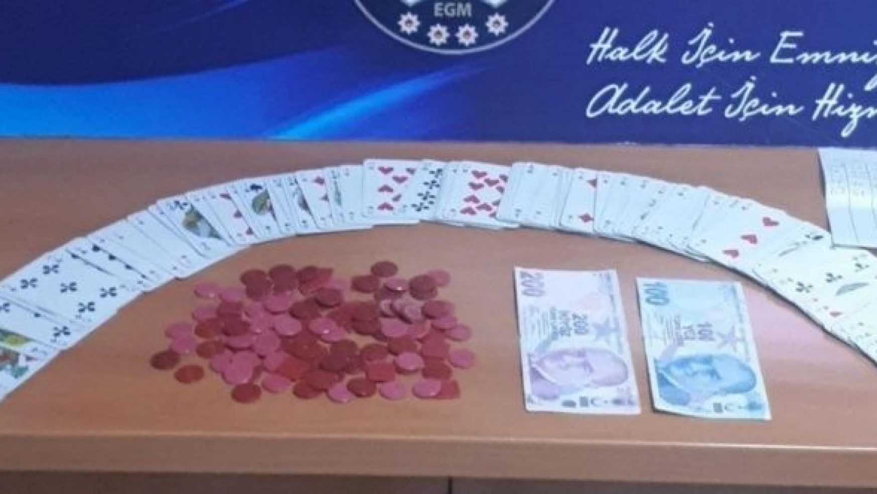 Malatya'da kumar oynayan 8 kişiye işlem yapıldı