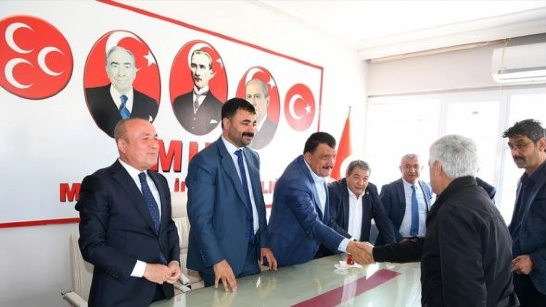 MHP Malatya İl Başkanlığında bayramlaşma programı düzenlendi