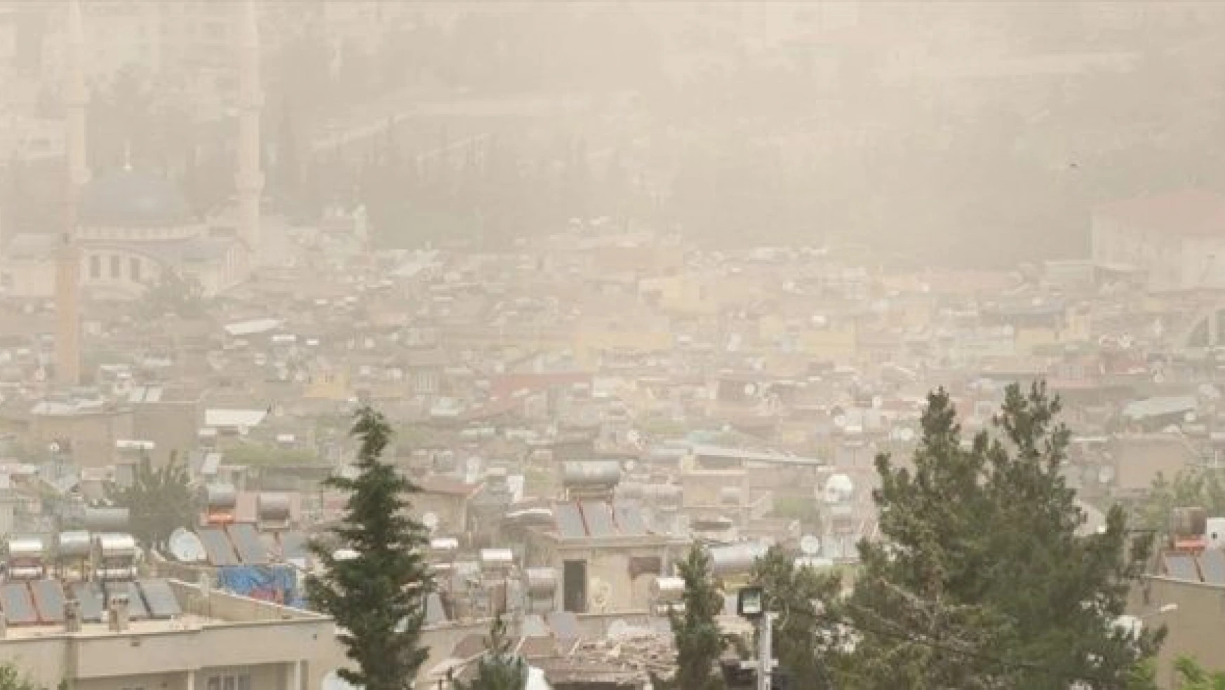 Şırnak 'ta toz taşınımı etkili oluyor