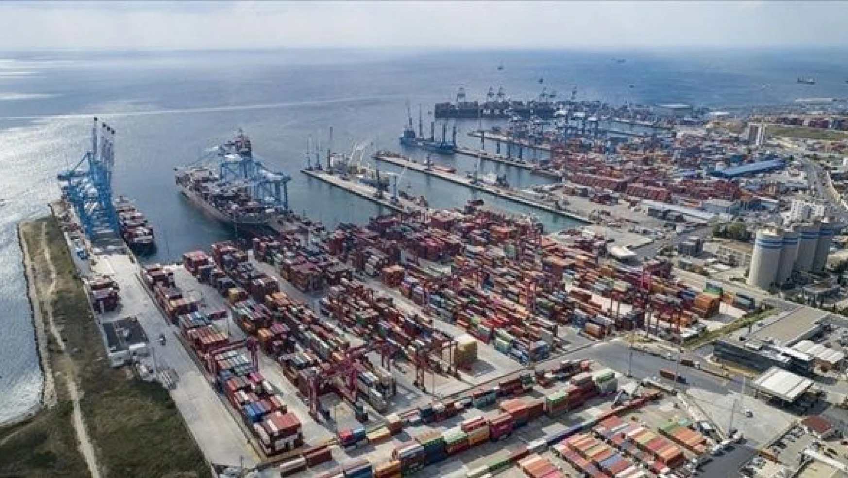 Ticaret Bakanı Muş: "Tüm zamanların en yüksek nisan ayı ihracat rakamı gerçekleşti"