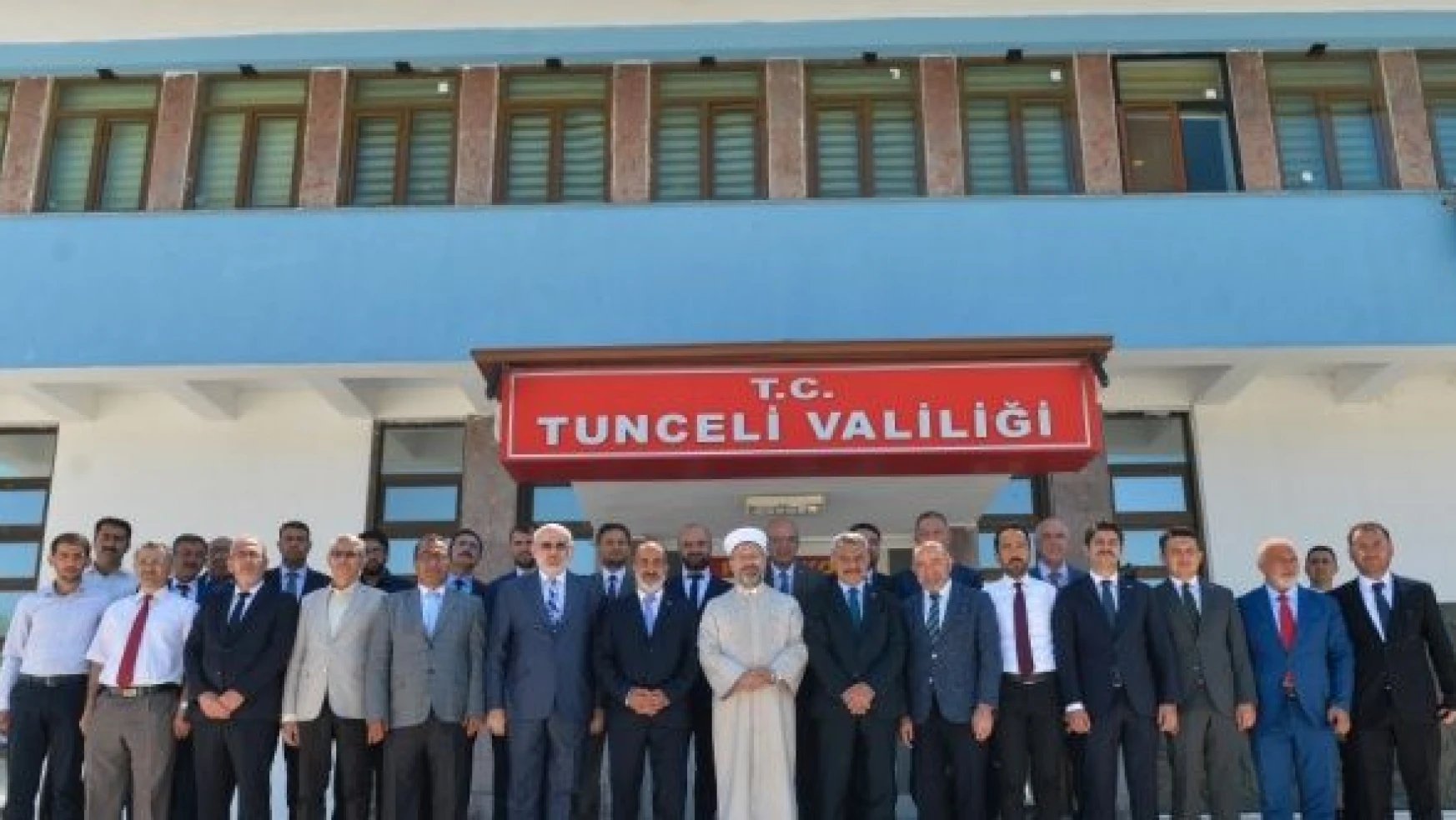 Diyanet İşleri Başkanı Prof. Dr. Ali Erbaş, Tunceli Valiliğini ziyaret etti