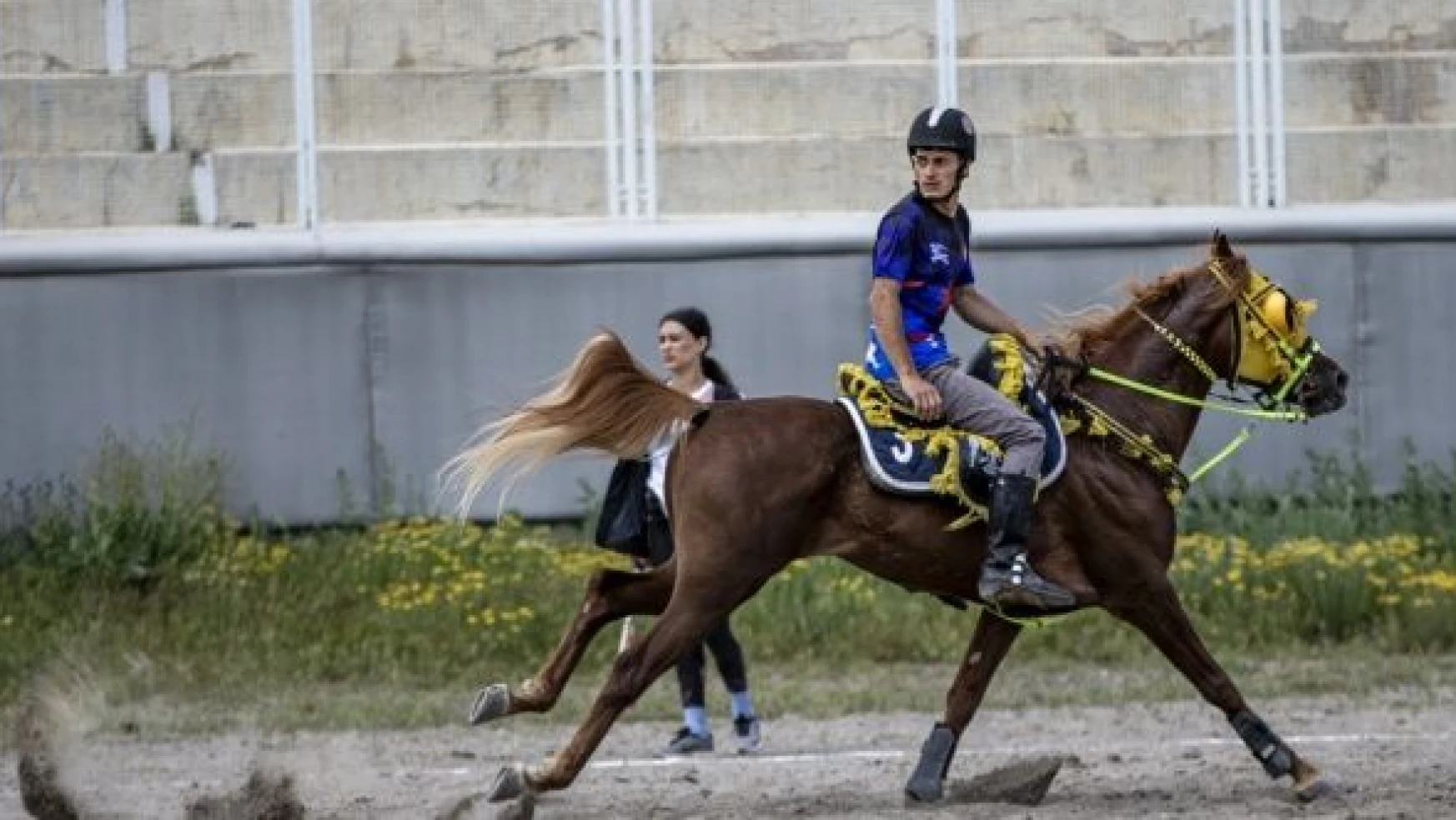 Erzurum'da Atlı Cirit İl Müsabakaları devam ediyor