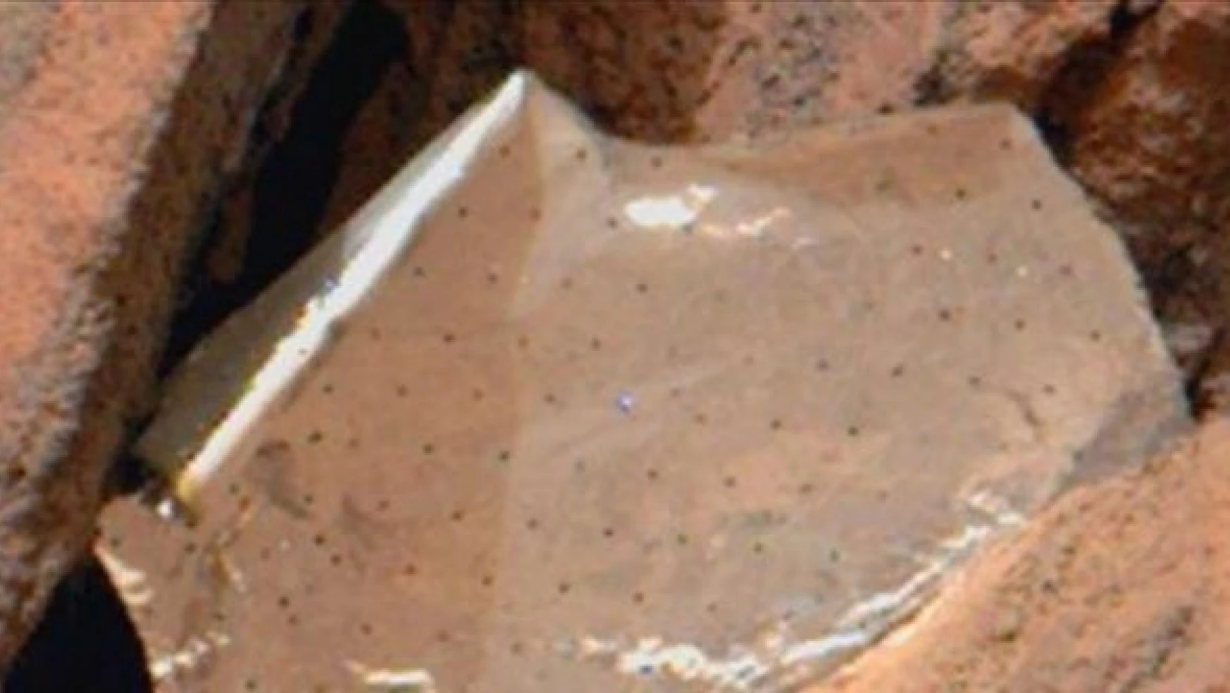 Mars'ta insana ait çöp bulundu!