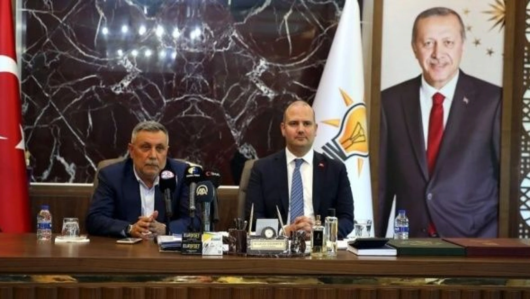 AK Parti Genel Başkan Yardımcısı Ömer İleri, Elazığ'da ziyaretlerde bulundu