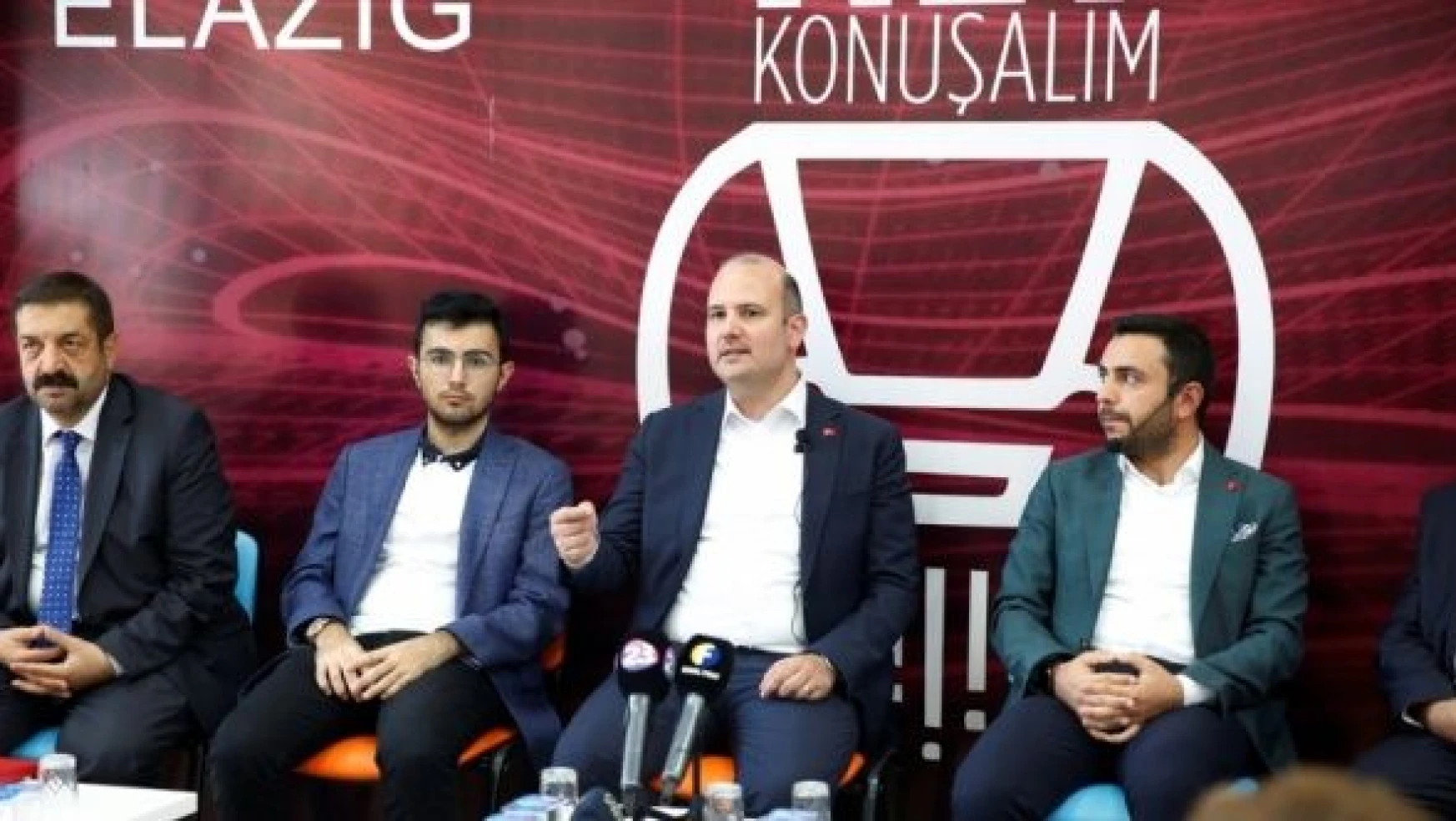 AK Parti Genel Başkan Yardımcısı Ömer İleri, Elazığ'da gençlerle buluştu