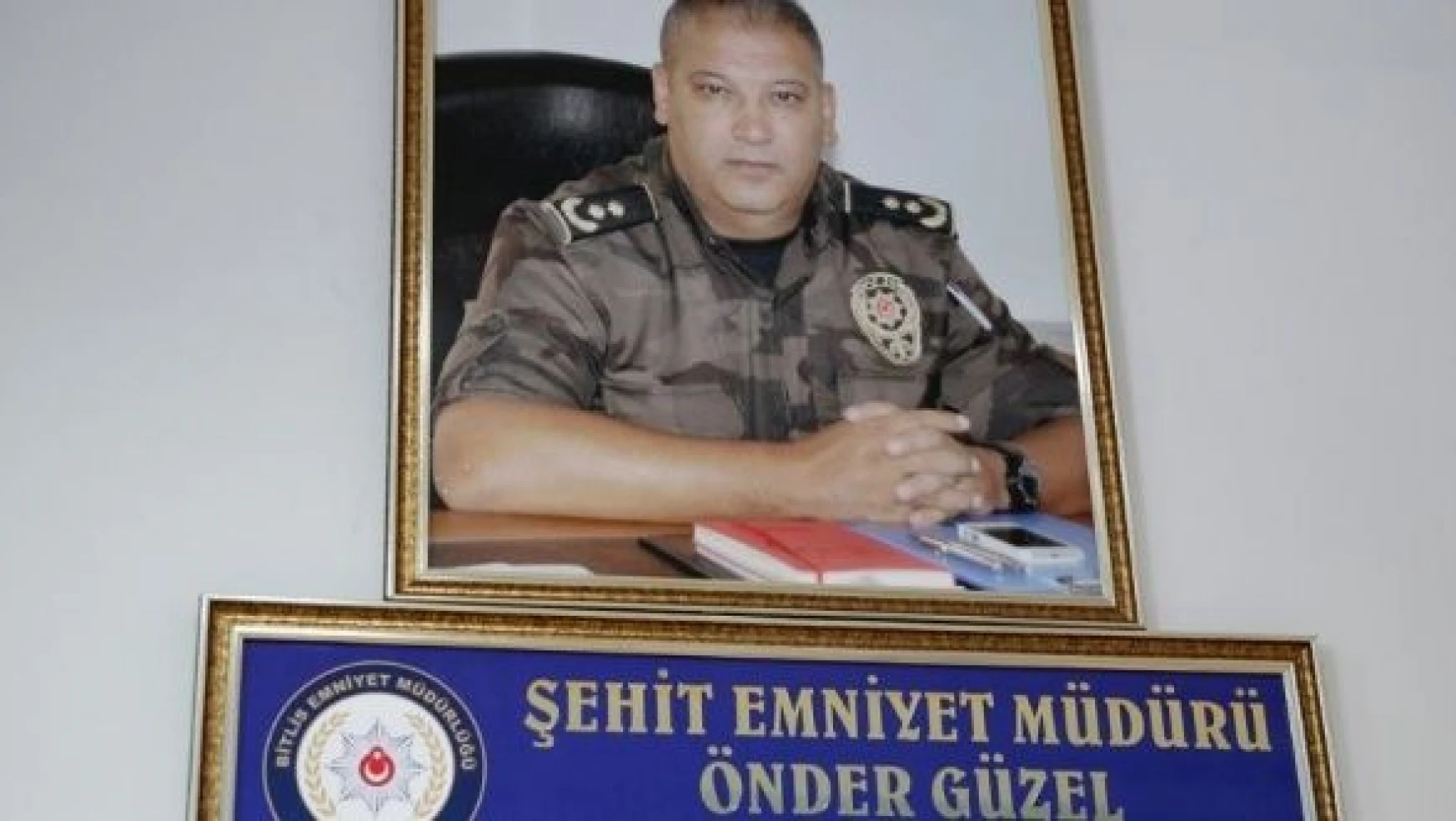 Bitlis'te 15 Temmuz şehidinin adını konferans salonuna verdi