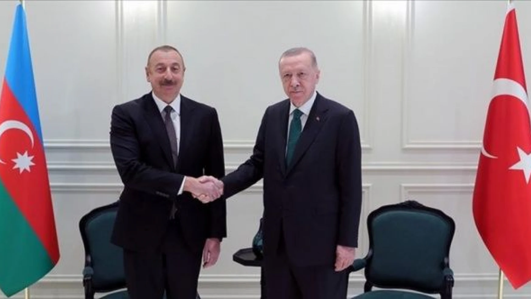 Cumhurbaşkanı Erdoğan, Azerbaycan Cumhurbaşkanı Aliyev ile  görüştü